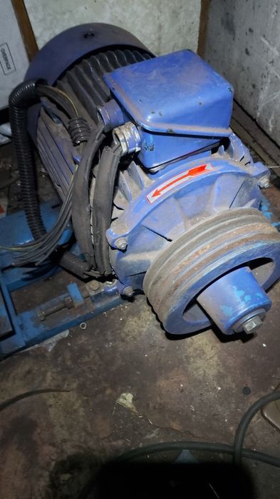 Silnik elektryczny 15kw 2900 obr.