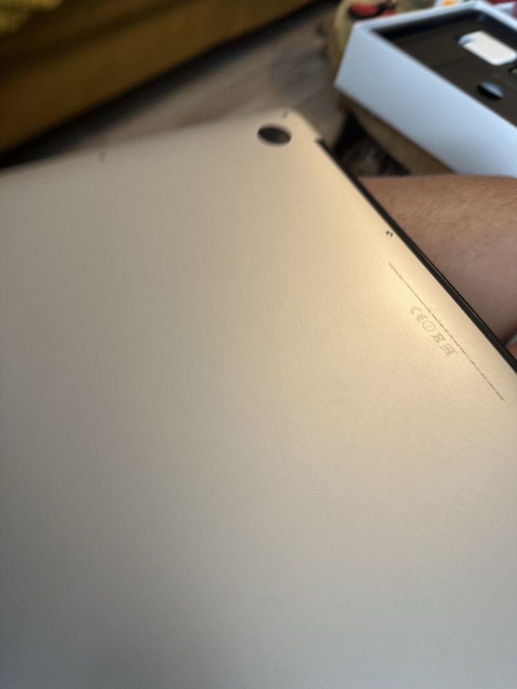 Laptop Macbook air 13” i5 5350U 8GB 128 SSD