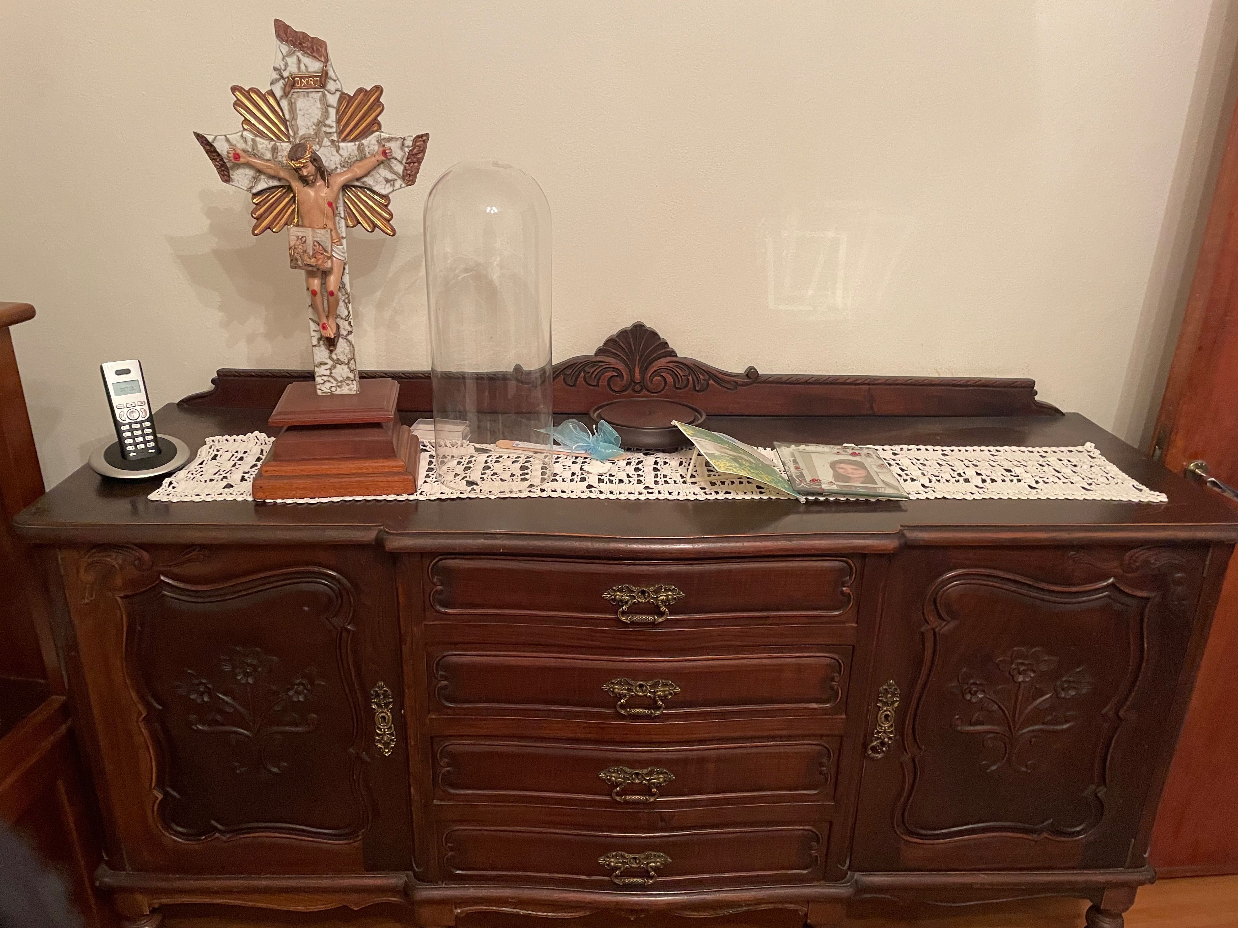 móvel de madeira