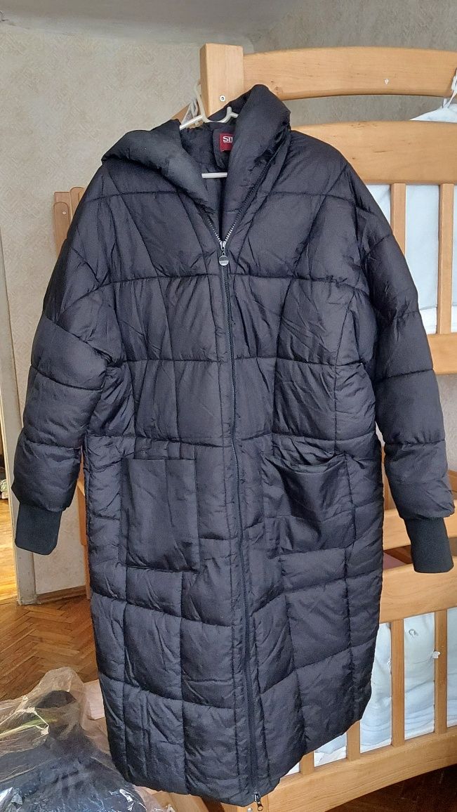 Зимняя женская куртка, р.L-XL, черная