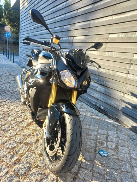 BMW S1000R naked