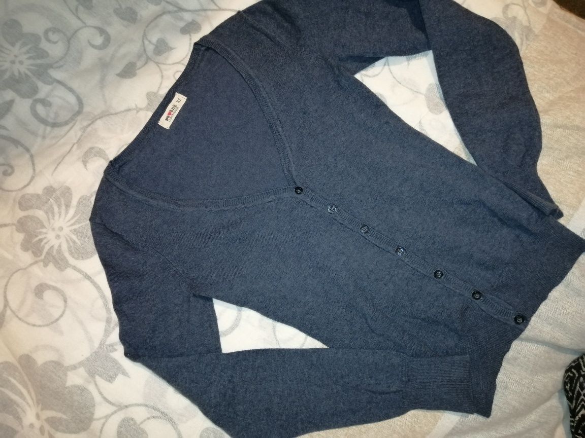 C&A sweter sweterek rozpinany na guziki klasyczny prosty basic XS nowy