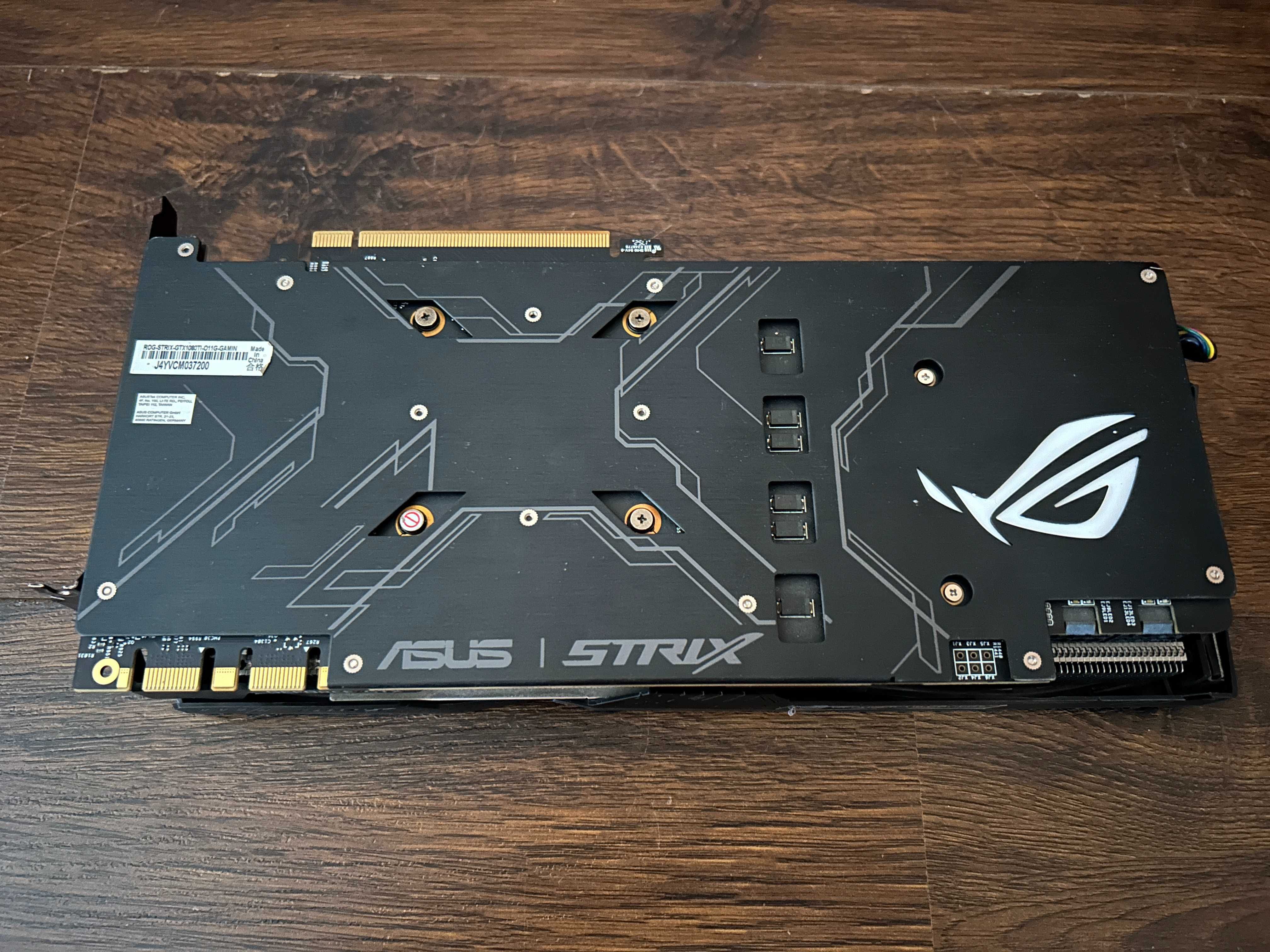 Гарантия! Видеокарта NVIDIA GeForce GTX 1080Ti 11GB ASUS STRIX GDDR5X
