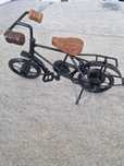 Rower wykonany z metalu