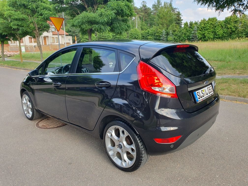 /Fiesta/PlatinumX/1.6/120KM/Keyless Go/Klima/Alu 17/Super Stan/