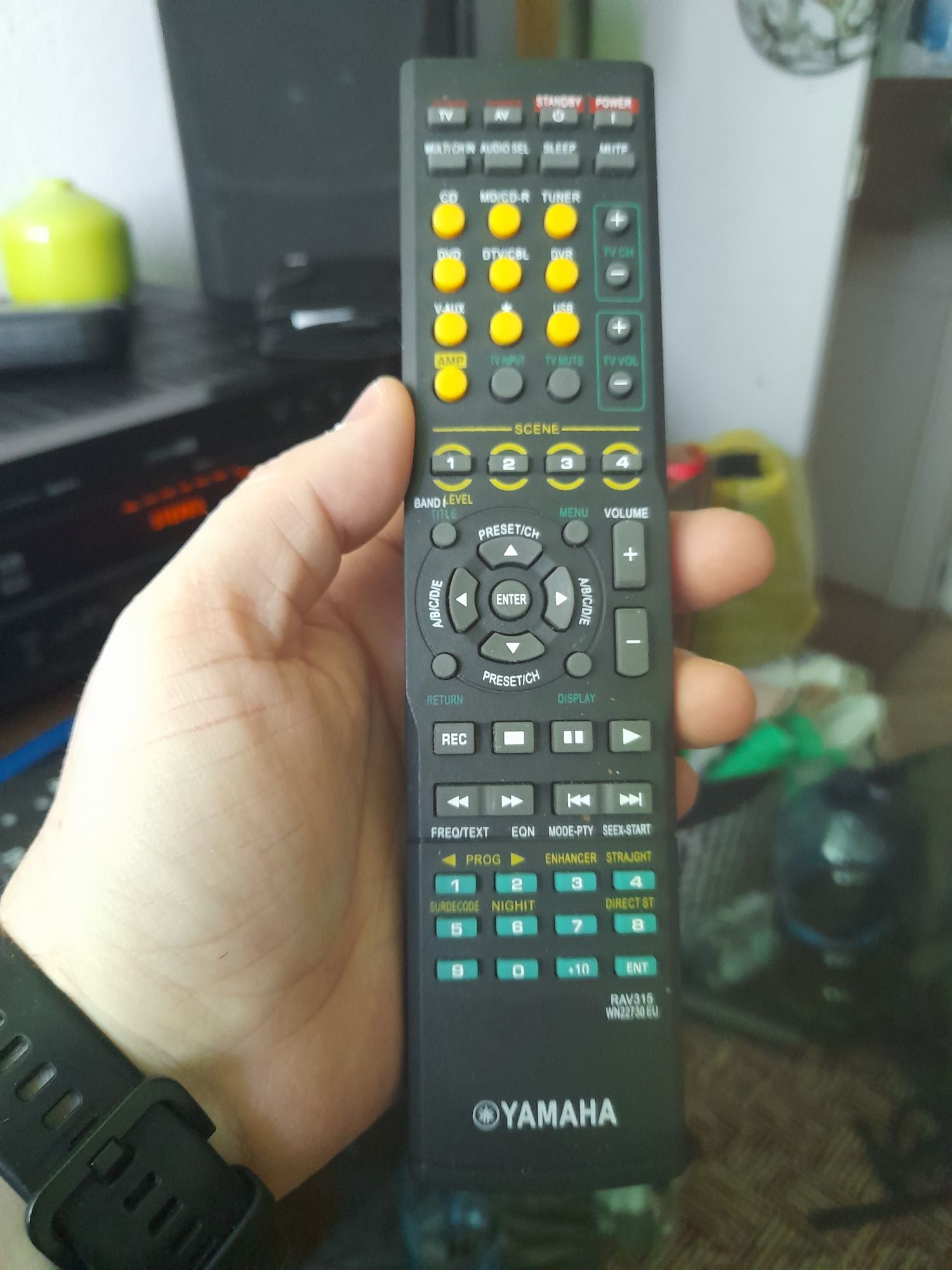 Amplituner YAMAHA RX V-430 RDS oraz nowy pilot.