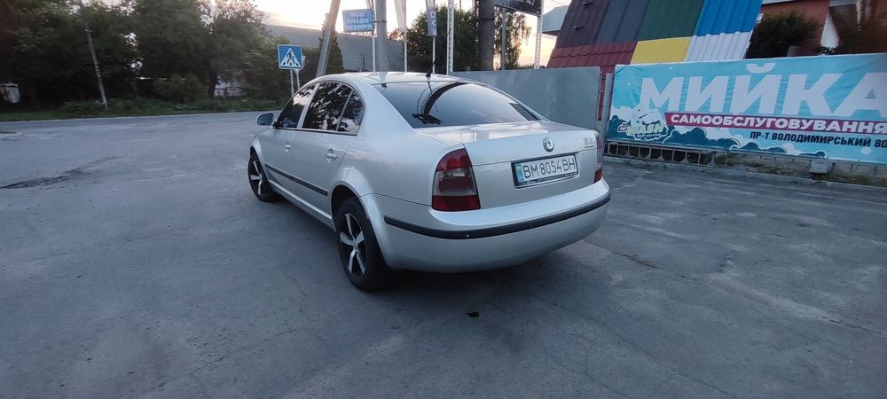 Продаж Skoda superb1