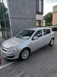 Opel Astra srebrny