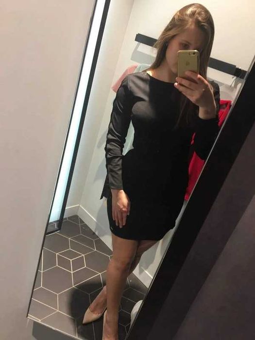 Czarna sukienka Mohito S