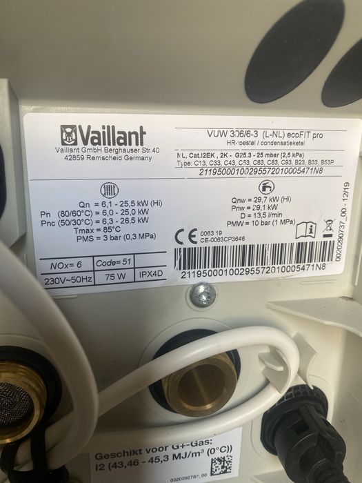 Газовий котел Vaillant ecotec plus  конденсаційний газові котли T9