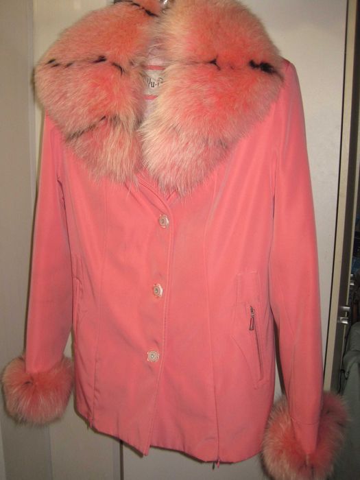 Женская зимняя куртка размер 46