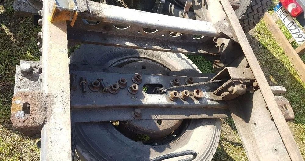 WINDA WIESZAK KOŁA ZAPASOWEGO DAF 45 LF