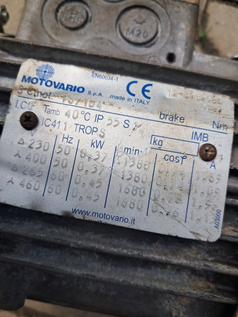 Okazja motoreduktor 0.37kw 56obr