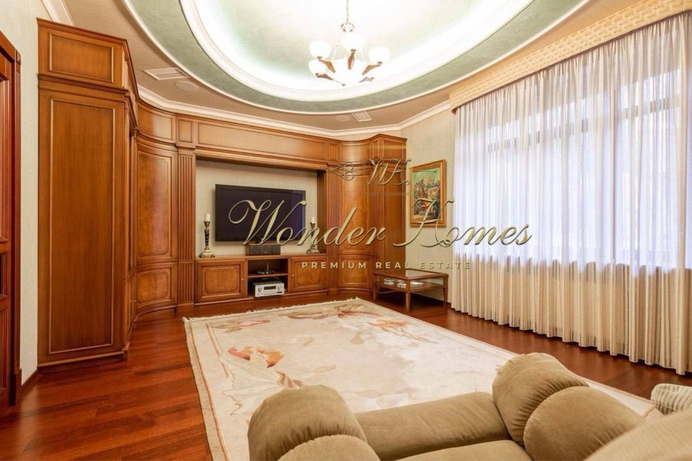 Продажа VIP дома 835 м2 по ул. Мичурина на Печерске.