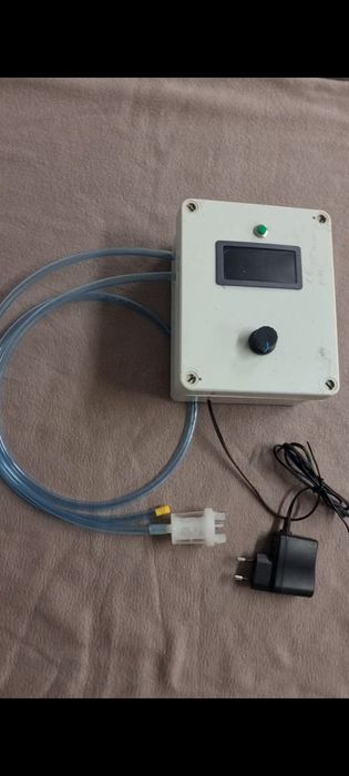 Dozownik do podawania  każdego oleju do pieca przepracowany pompka fil