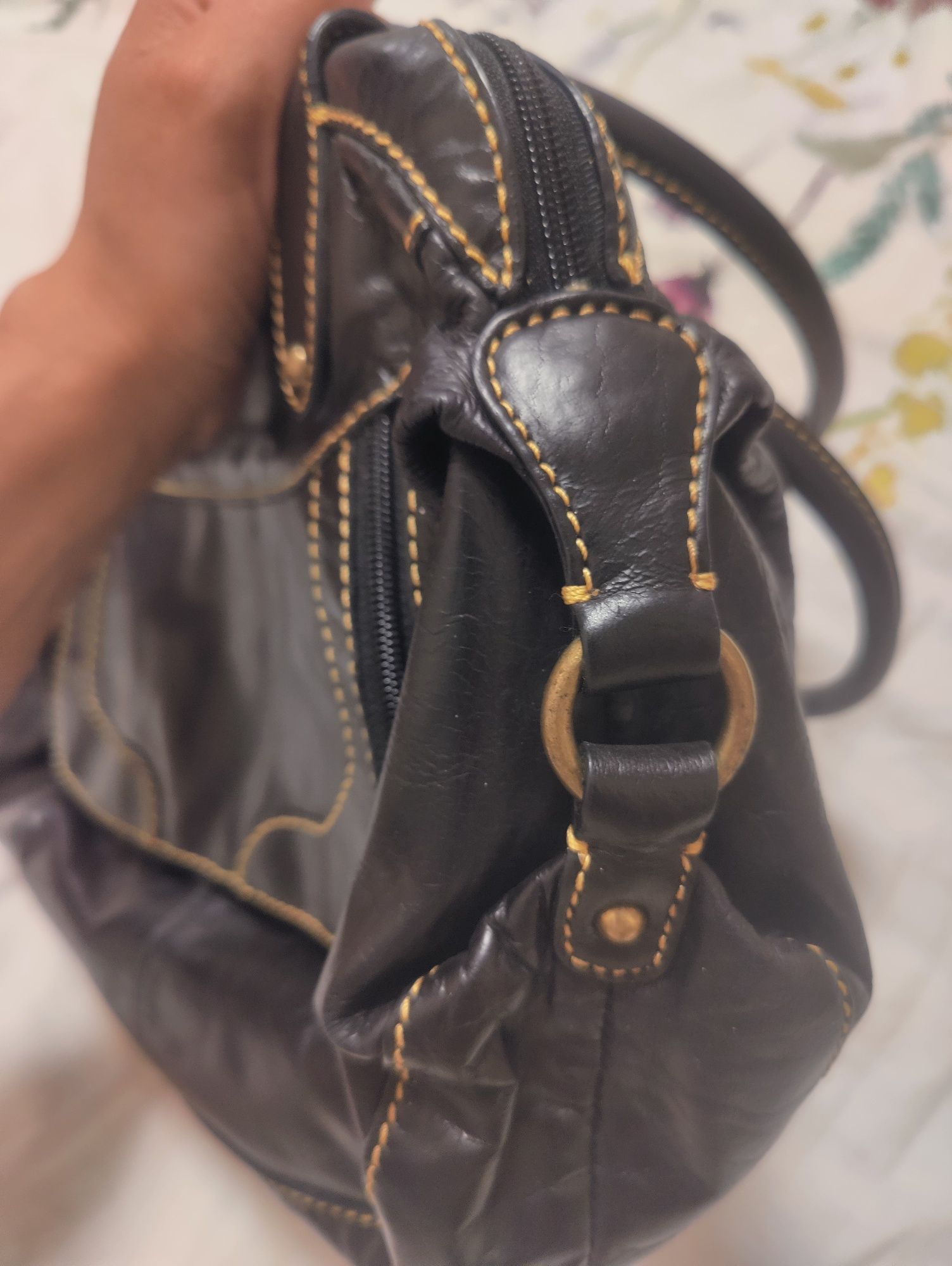 Кожаная сумка Tula leather bag