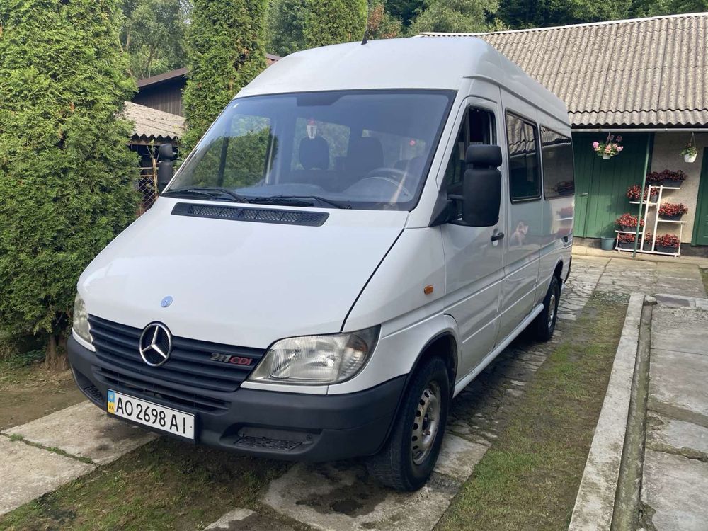 Продам Sprinter 2002 року,в хорошому стані.