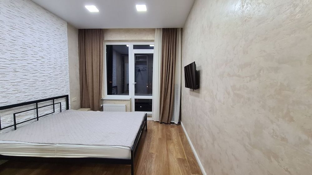 Сдам классную видовую однокомнатную в ЖК 35 Жемчужина,  Литературная