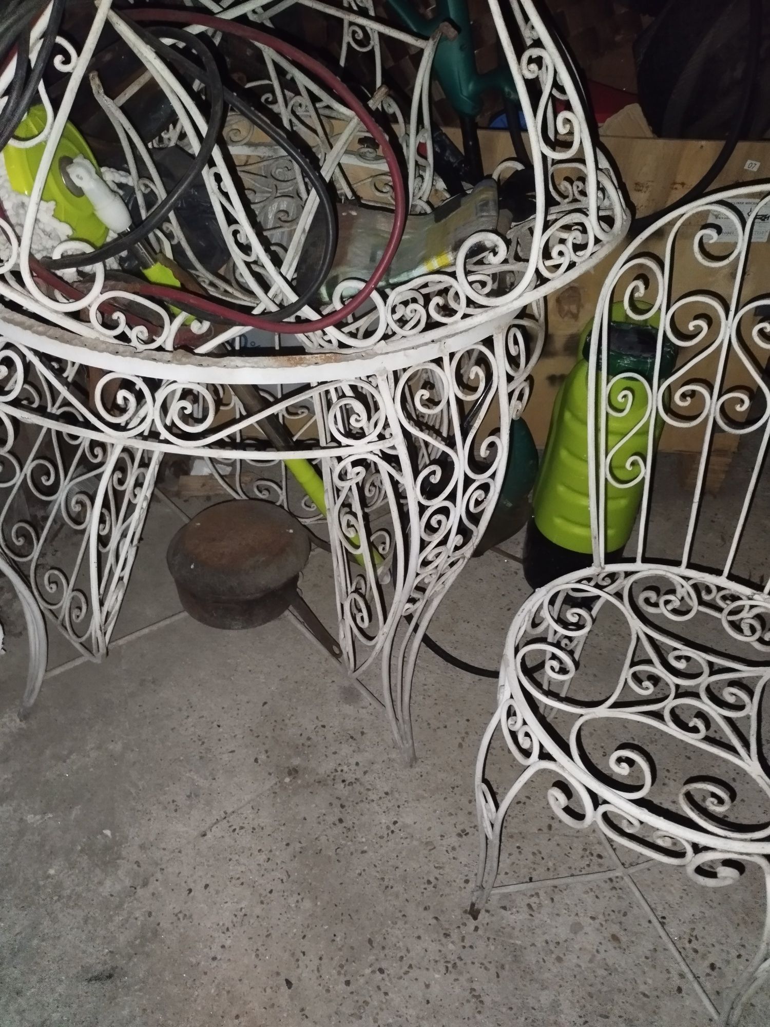 Mesa e cadeiras ferro furjado