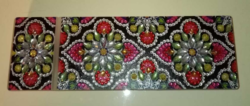 Notebook, marcador e estojo personalizados com diamantes