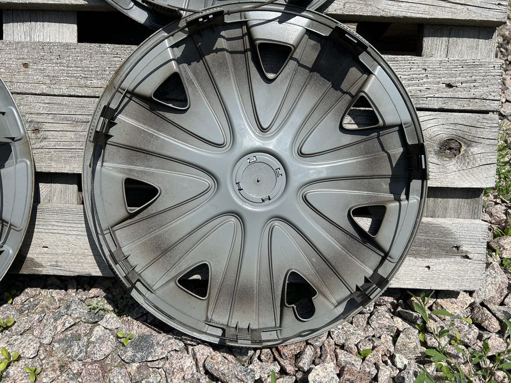 Продам ковпаки R16
