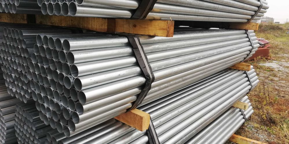 Słupki ogrodzeniowe rura fi 48,3 ocynk 6,0m stal ocynkowana