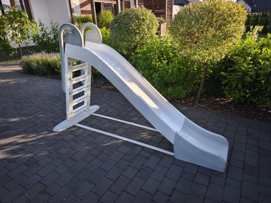 Zjeżdżalnia ogrodowa