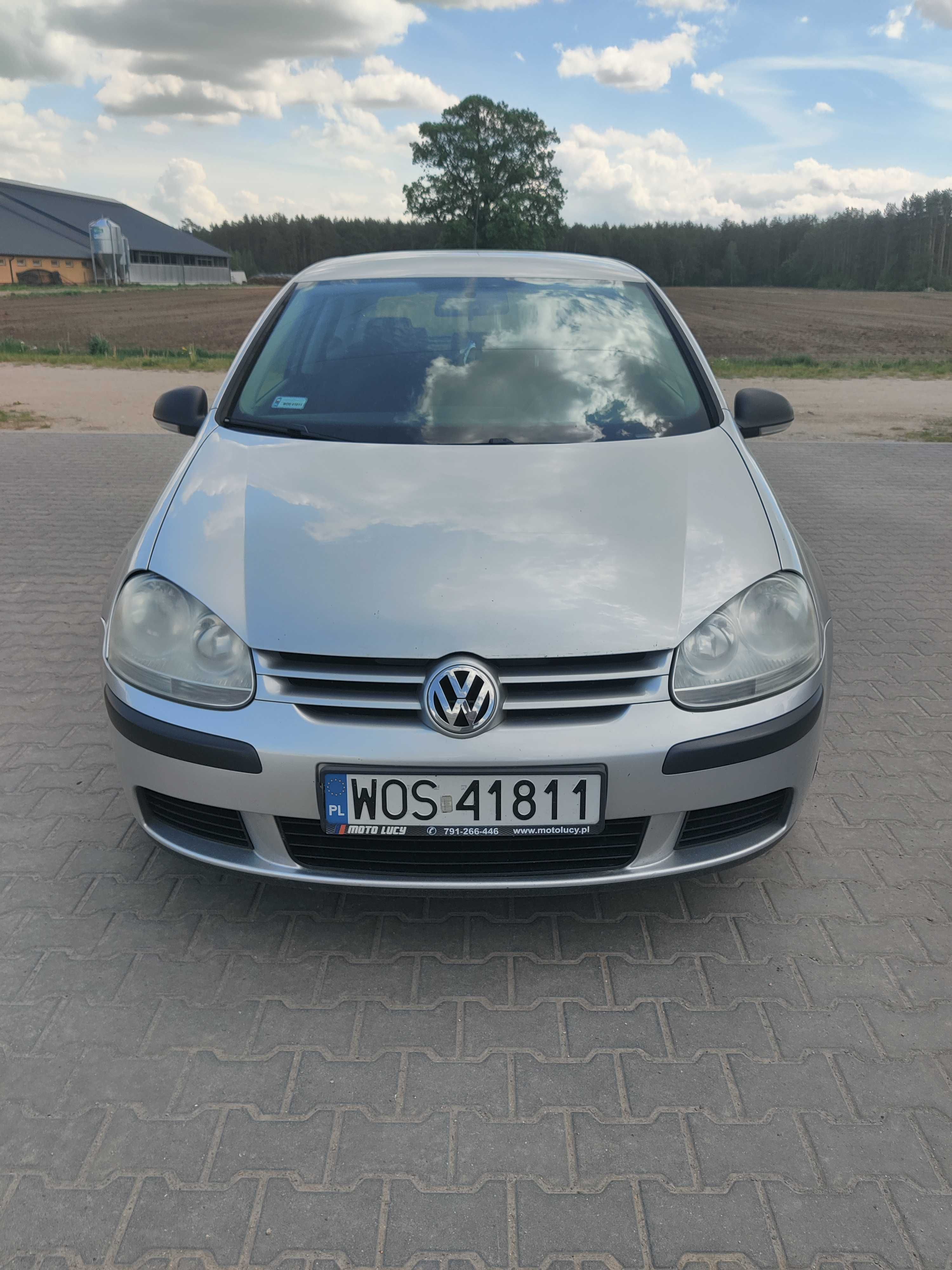 Volkswagen Golf 5 1.4 MPI 80 km 2007r.