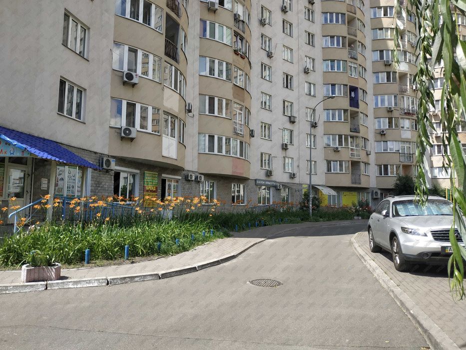 19 та 6 м2 оренда площ вільного призначення 1-й Урлівська/Позняки