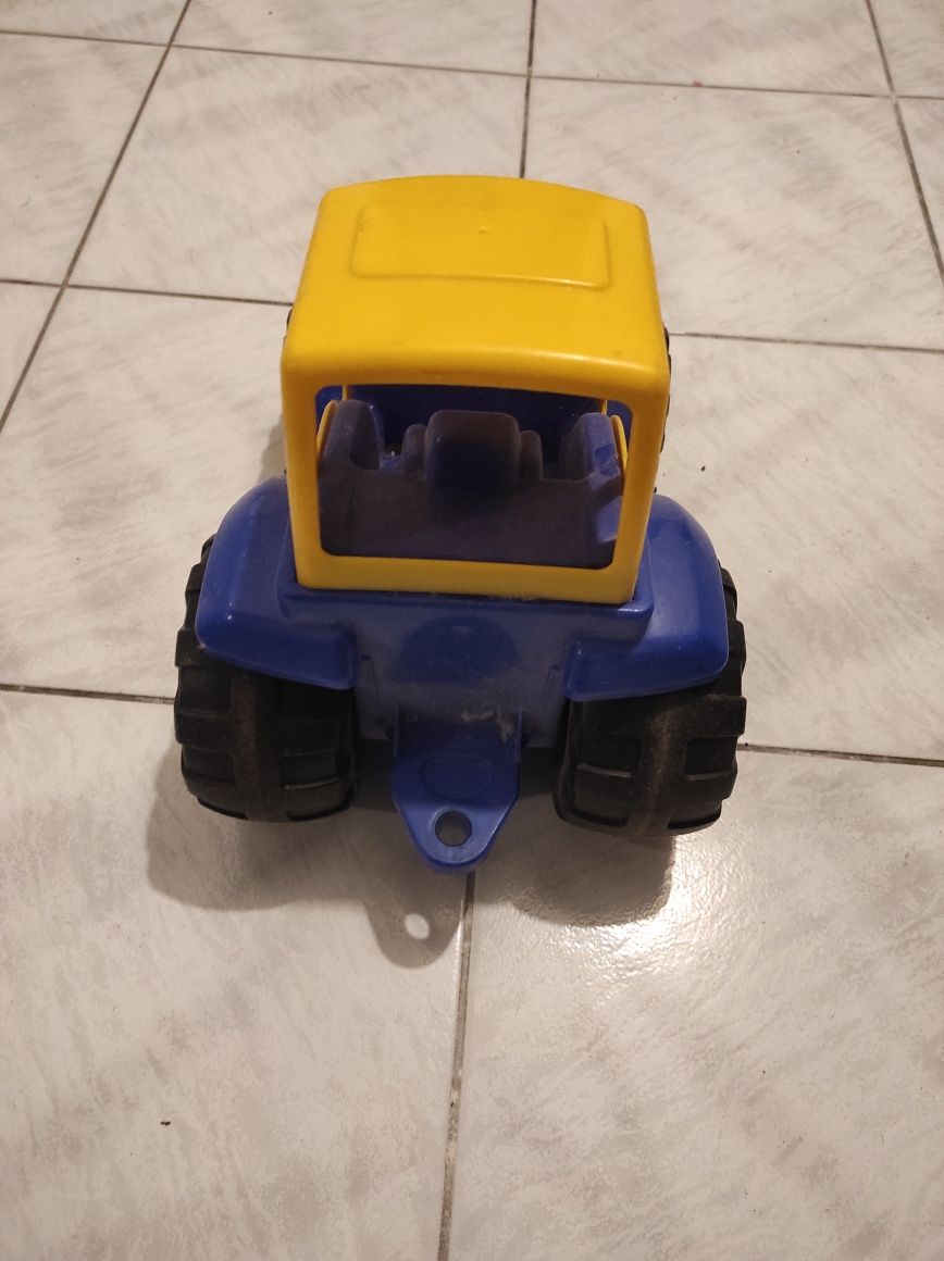 Traktor z przyczepą dla dzieci