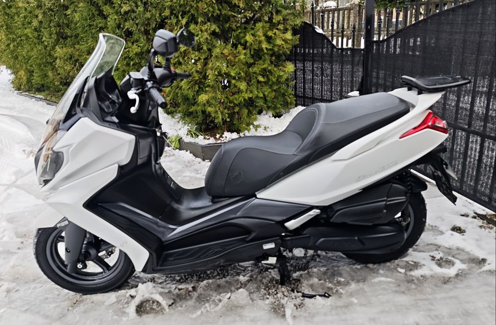 Skuter Kymco Downtown 125cc 2017r 14 tys.km! ABS! Wtrysk LED USB!