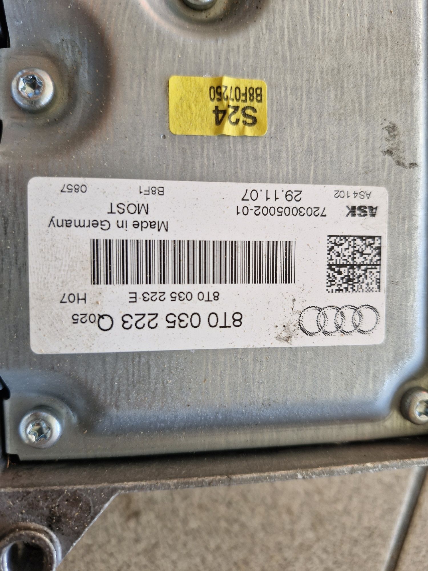 Wzmacniacz audi a4 q5
