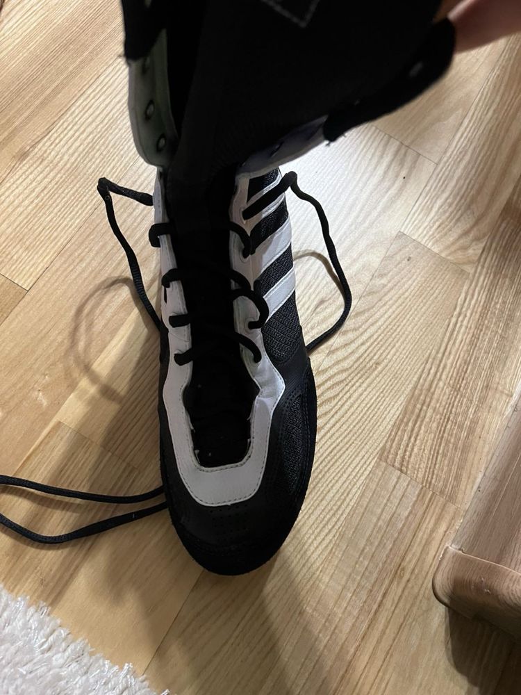 Чоловічі професійні боксерки adidas tygun 2