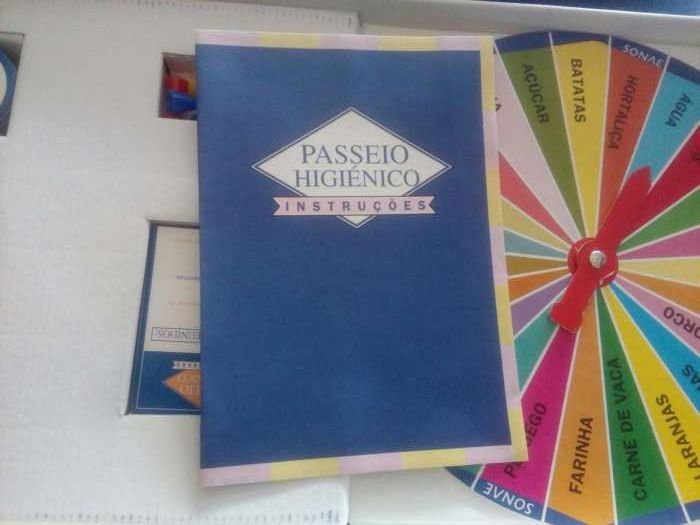 Jogo de tabuleiro " Passeio Higienico".