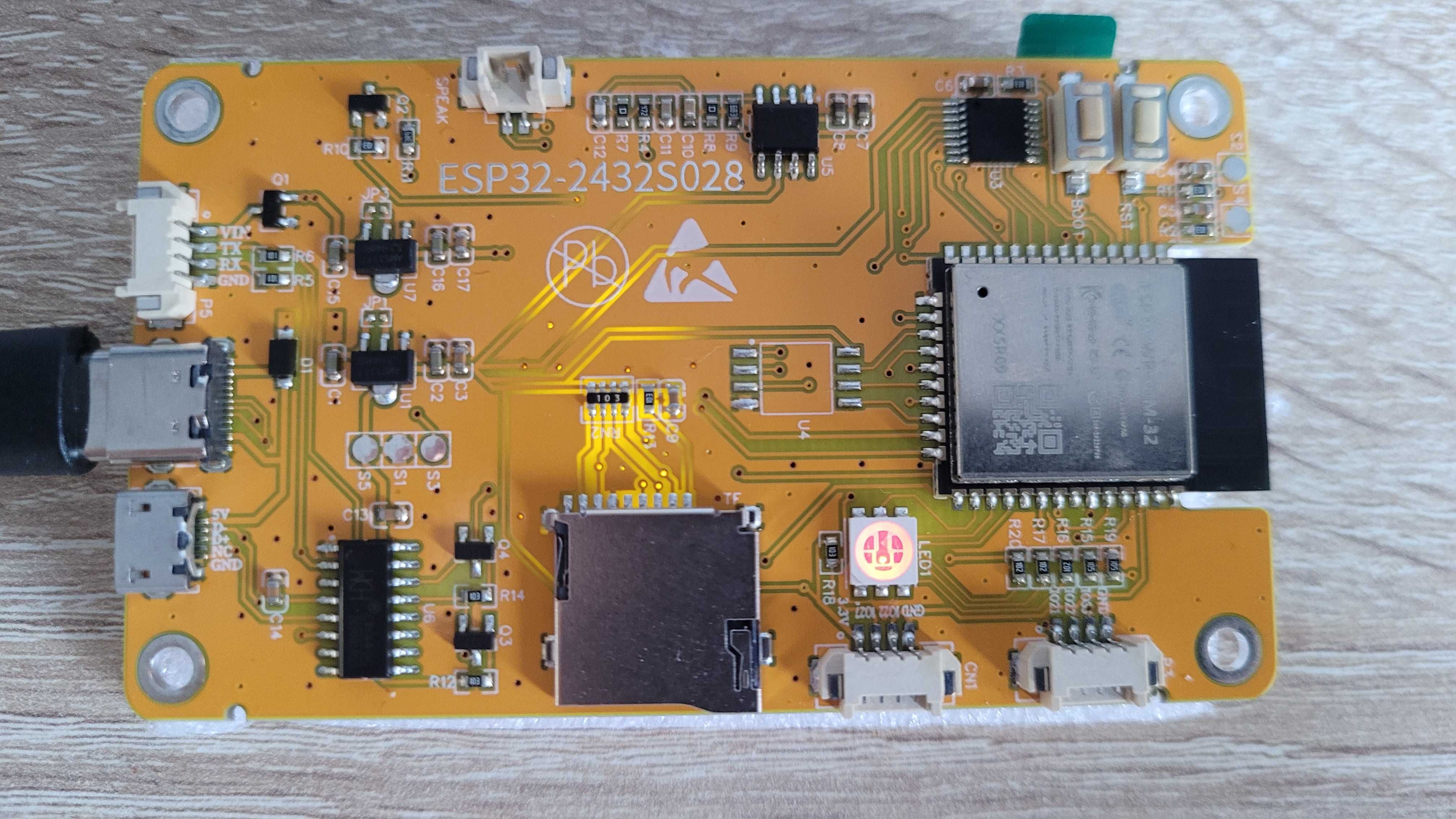 CYD CYD2USB ESP32-2432S028 2,8" TFT Marauder/Bruce/Web Radio ESP32
