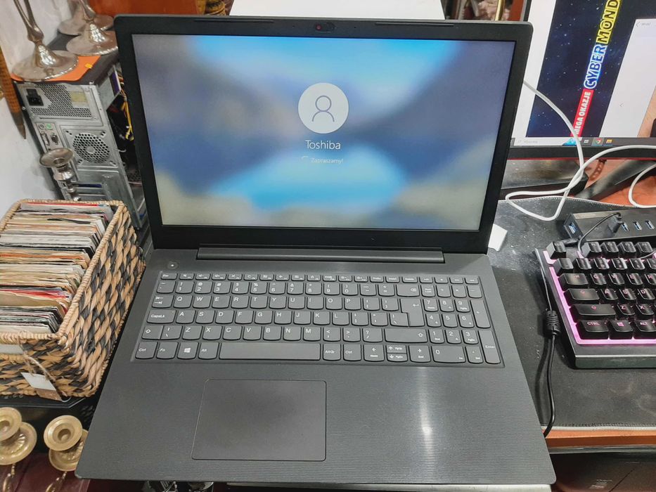 Laptop LENOVO V130-15IGM 15.6''  N4000 4GB DDR4 128GB SSD