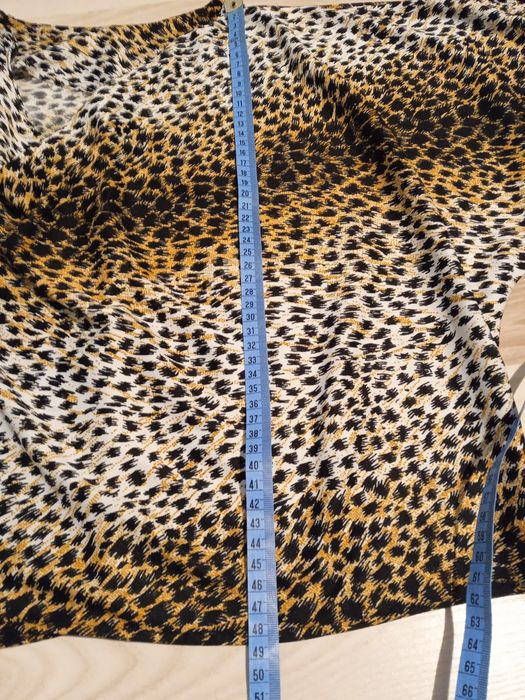 Bluzka w panterkę na rozmiar M - L . Oversize