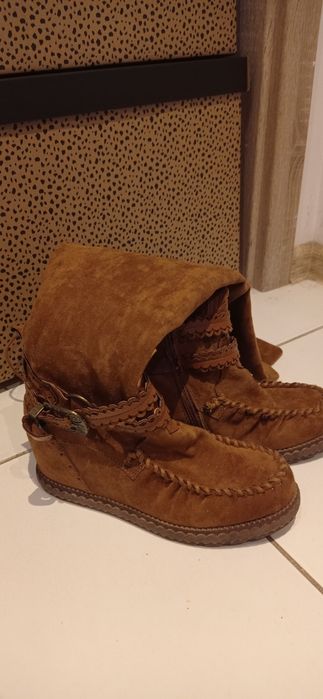 Kapitalne kozaki Etno Boho,koturn, róż.39