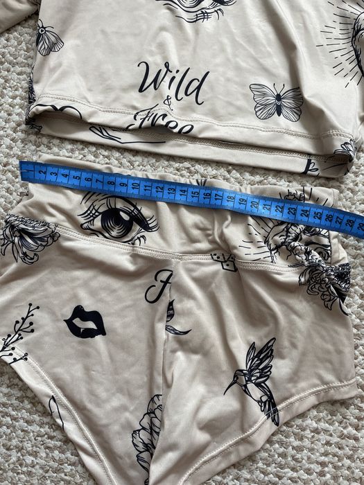 Танцювальний костюм, купальник