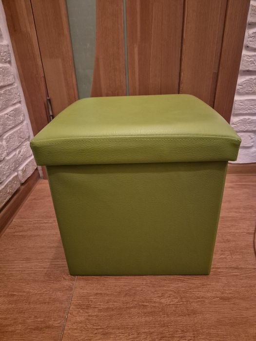 Продам пуф складний,стіл масив дуба