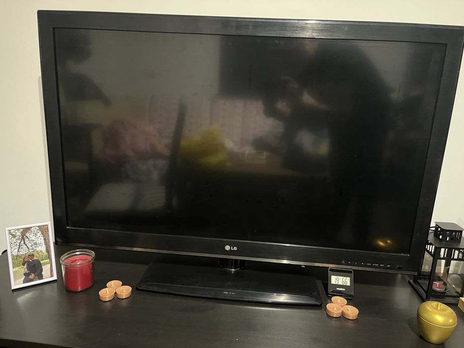 Telewizor LG42CS460