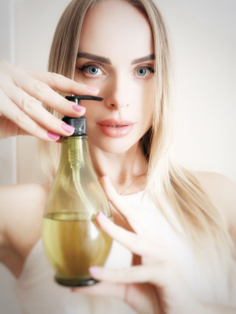 Масаж Умань. לְעַסוֹת. Massage