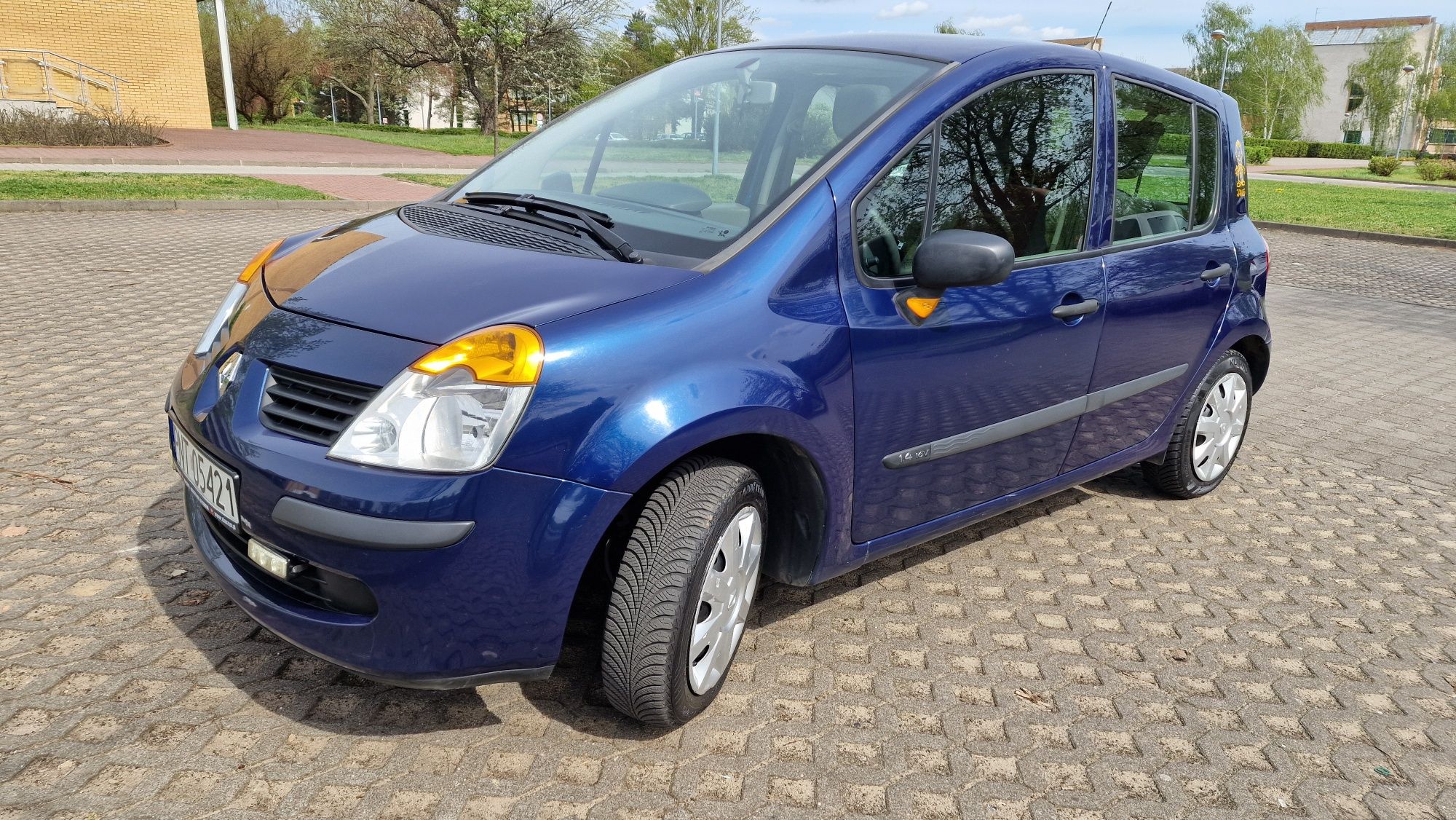 Sprzedam Renault Modus z przebiegiem 162tys z 2006r