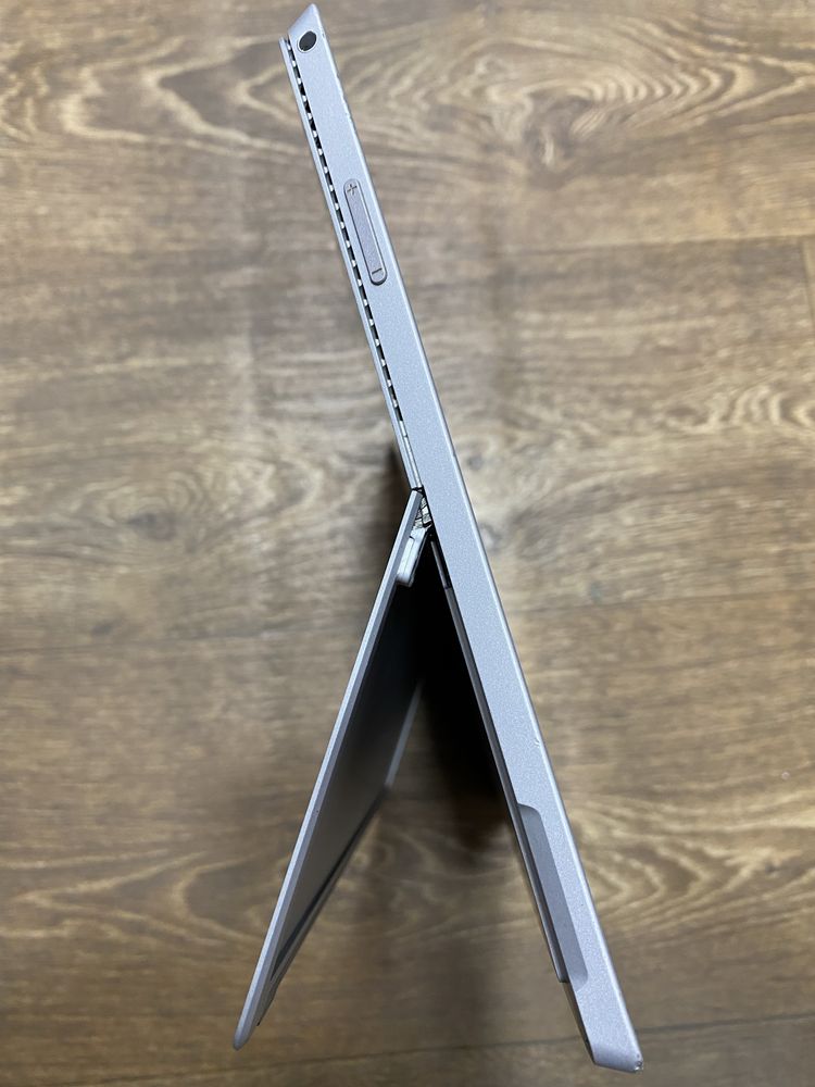 Microsoft Surface Pro 3 “1631-Intel Core i5-4300U-1,9GHz