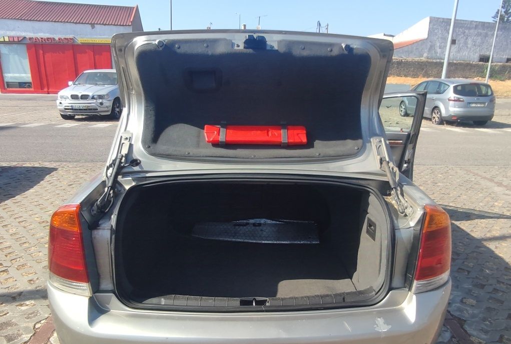 Opel Vectra C 2.2 dti