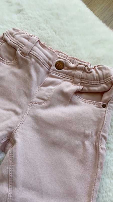 Calças de sarja para bebé menina dos 6 aos 9 meses a Zara