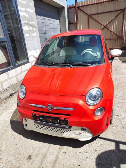 двери на Fiat 500e