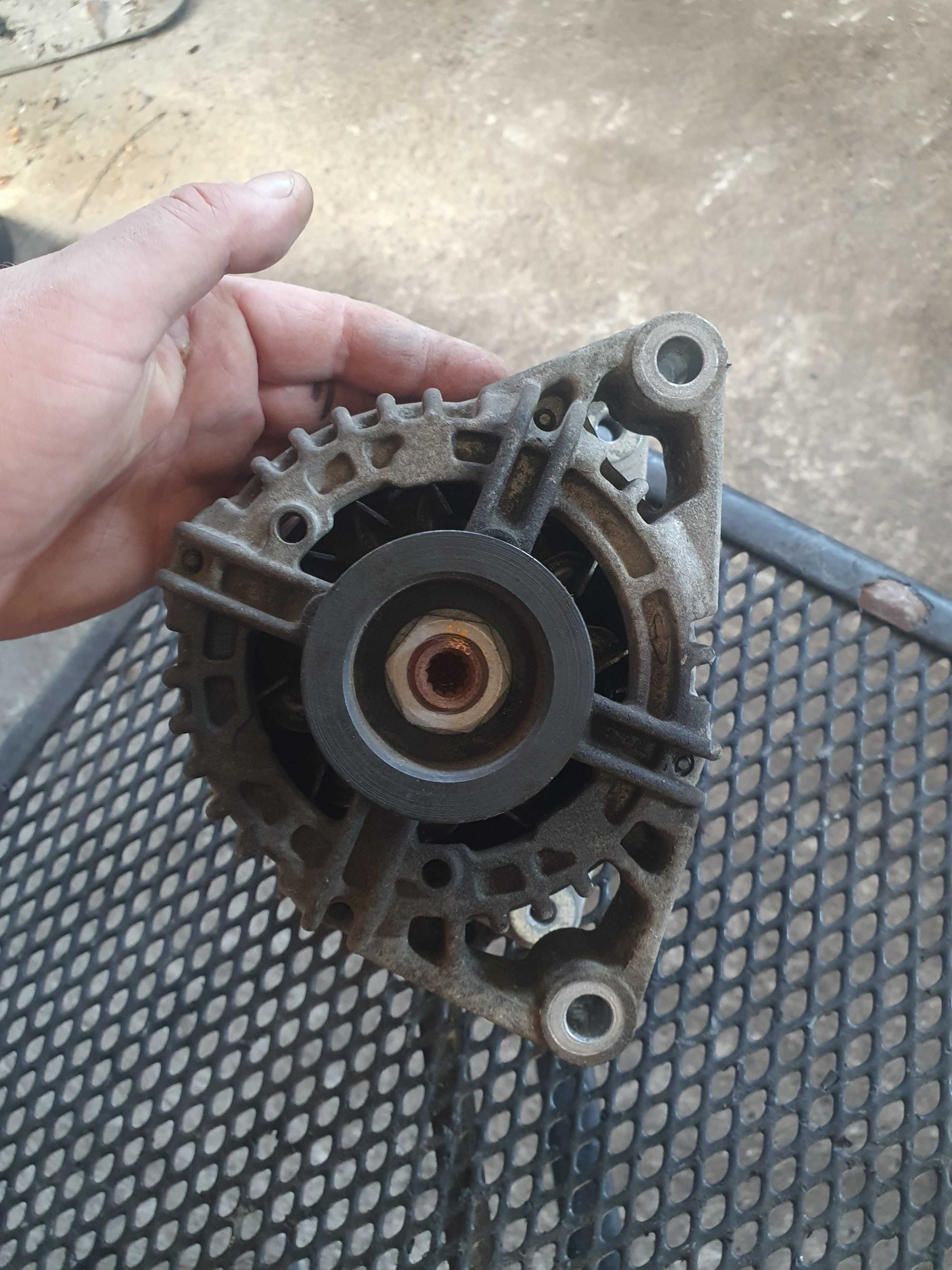 Alternator Opel 1.4 16v z14xep Meriva a Astra H 3