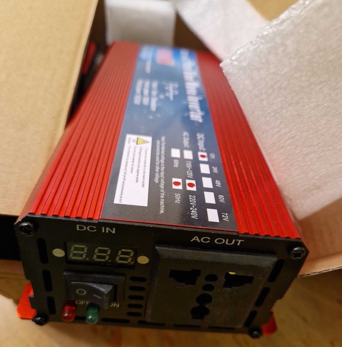 Інвертор 12V-220V 1600W Чиста синусоїда Инвертор