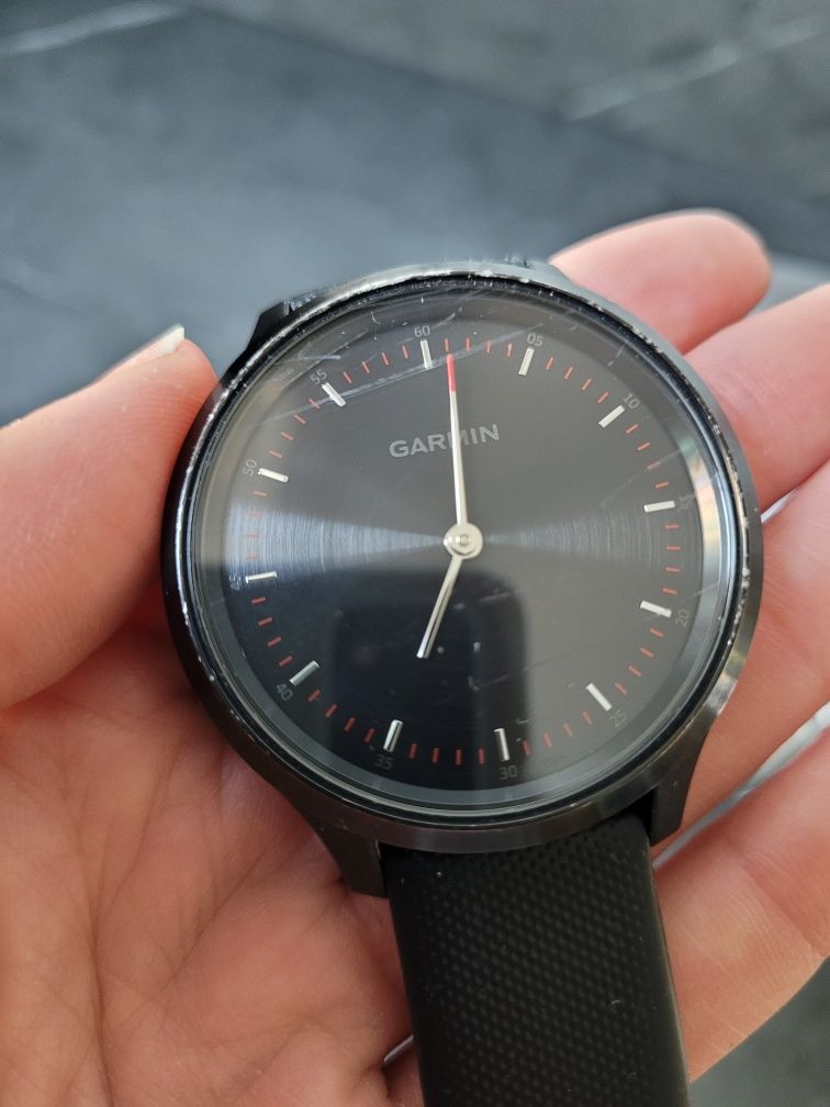 Zegarek smartwatch GARMIN Vivomove 3 czarny hybrydowy